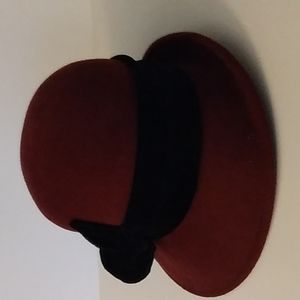 Woman's Hand Crafted Scala collection Hat